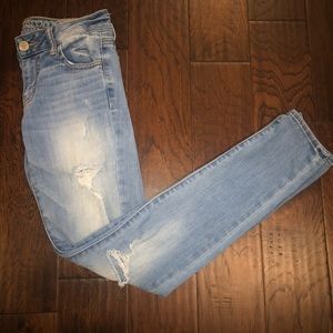 American Eagle women’s jeans